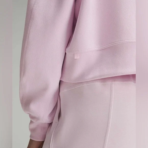 Lululemon Ribbed Softstreme Oversized Cropped Crew•Meadowsweet Pink•LIKE NEW•2 - Picture 8 of 15